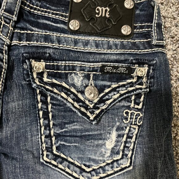 Miss Me Denim Jeans Shorts, Women's size 27, Signature Shorts - Picture 5 of 14